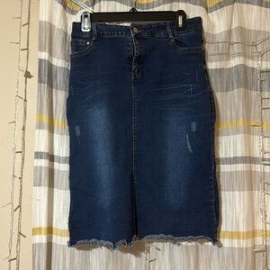 Stretchy blue jean skirt